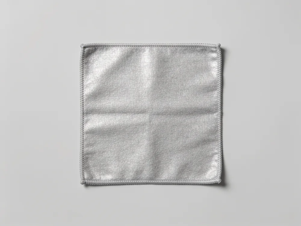 Smooth finishing cloth — Silver · 40 × 40 cm